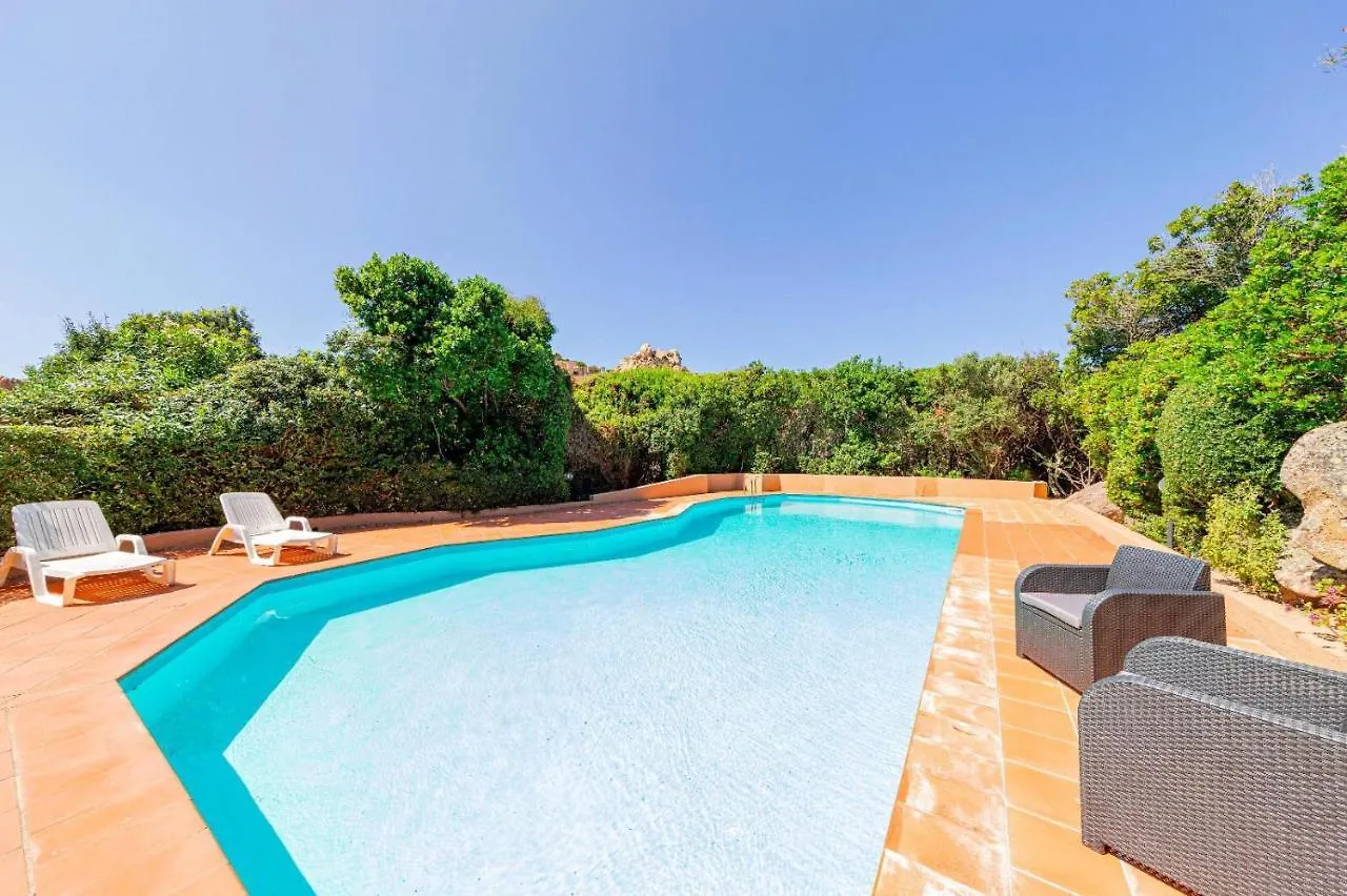 Ambra Βίλα Costa Paradiso 0*,  Ιταλία